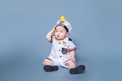 德宏宝宝几个月开始吃水果 德宏宝宝几个月开始吃水果